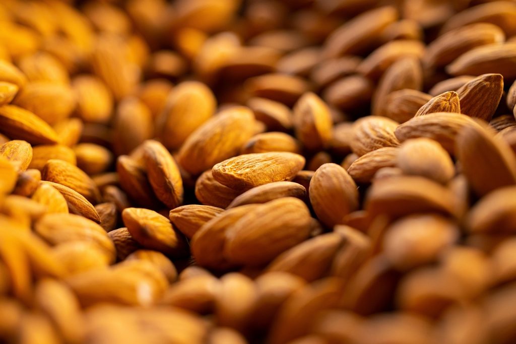 Wholesale Almonds